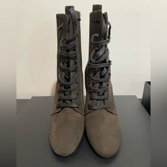 SAINT LAURENT
LouLou Suede Lace-Up Boots - Picture 2 of 12